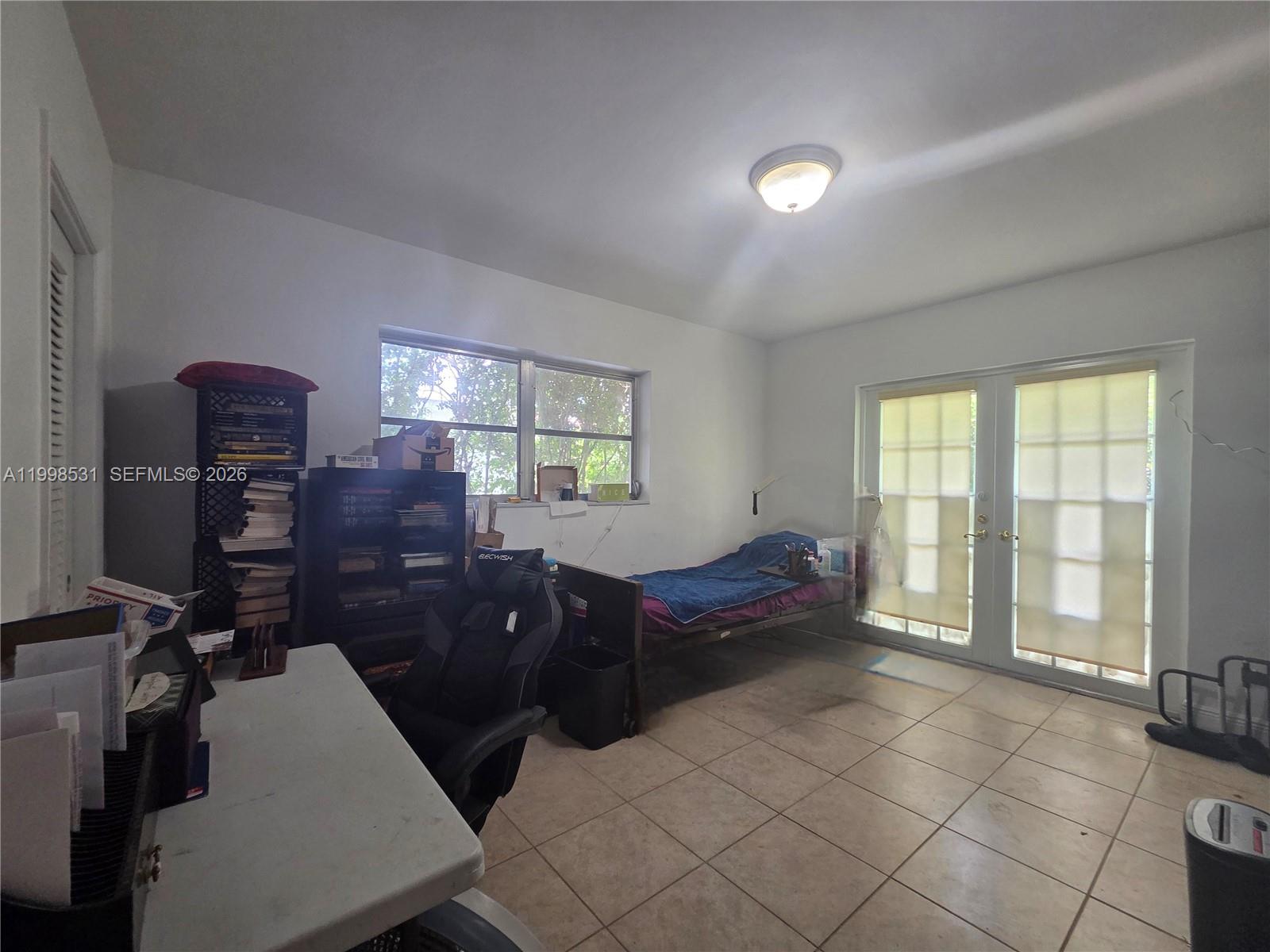 345 Malaga Ave Property Photo 26
