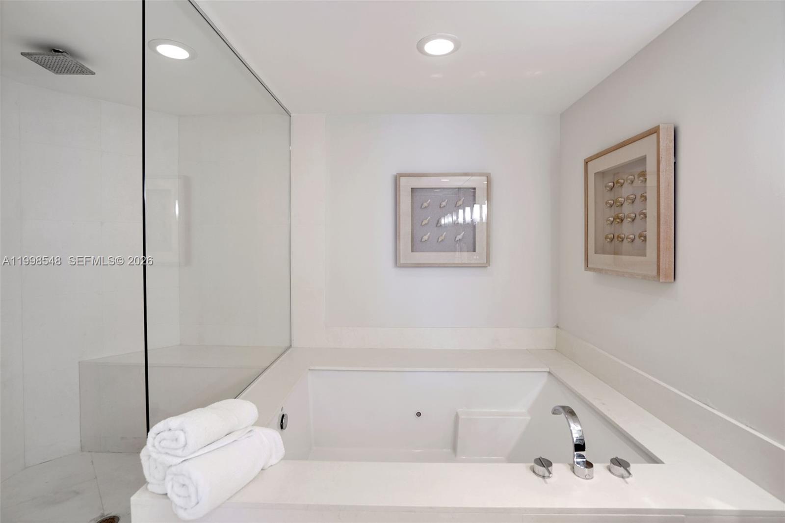 2711 S Ocean Dr 2803 Property Photo 27