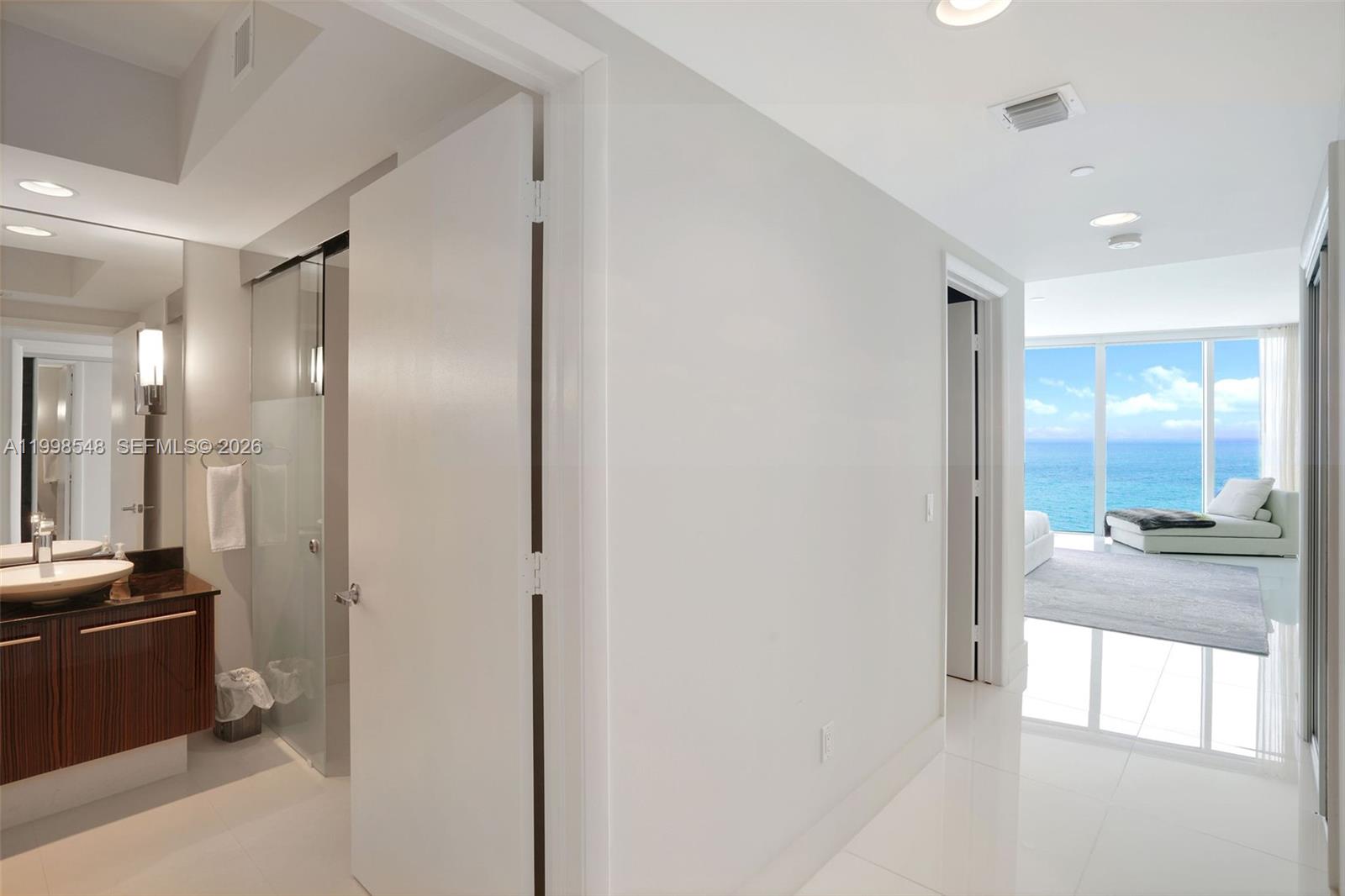 2711 S Ocean Dr 2803 Property Photo 29