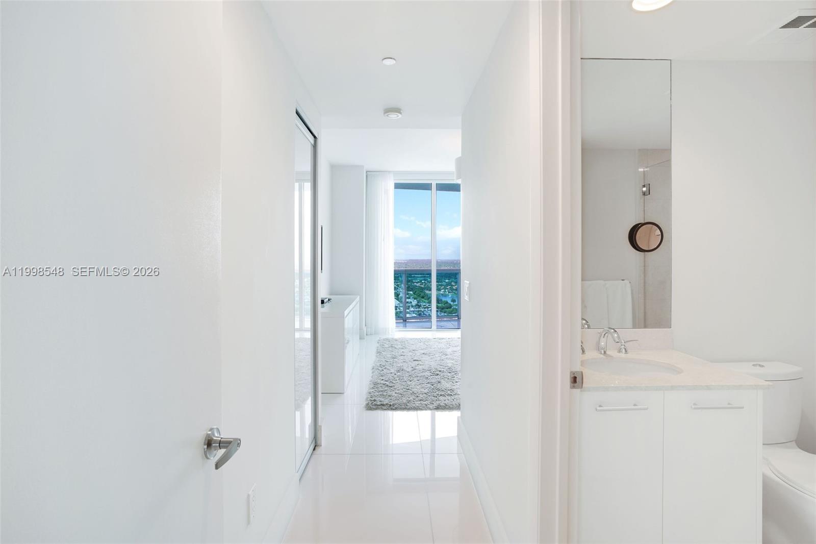 2711 S Ocean Dr 2803 Property Photo 40