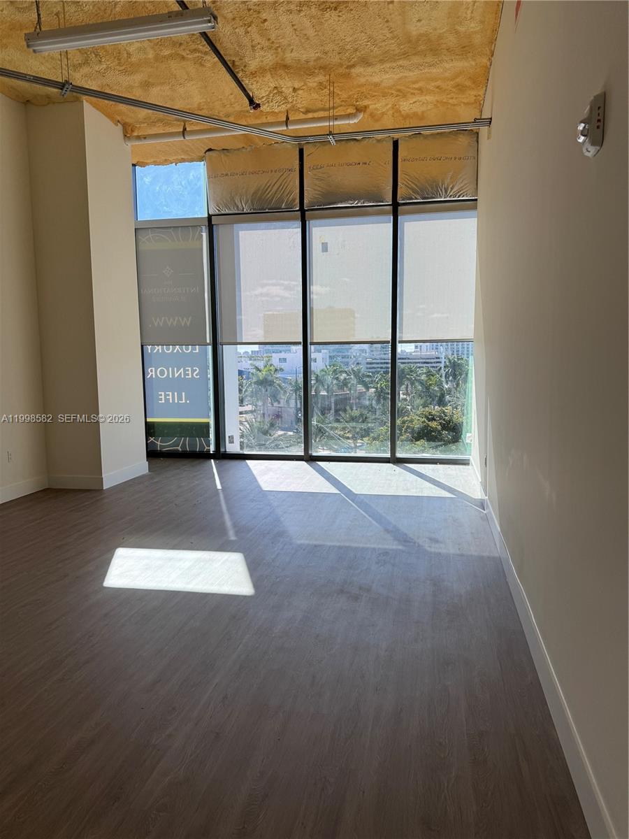 21290 Biscayne Blvd 408 Property Photo 2
