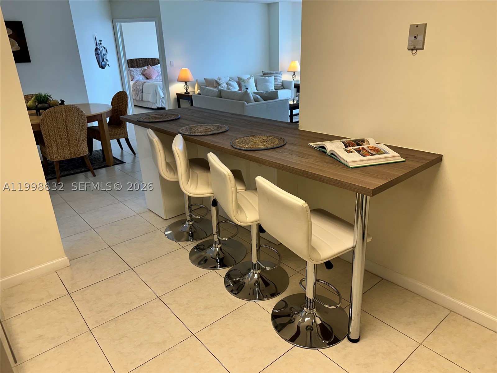 3530 Mystic Pointe Dr 2607 Property Photo 10