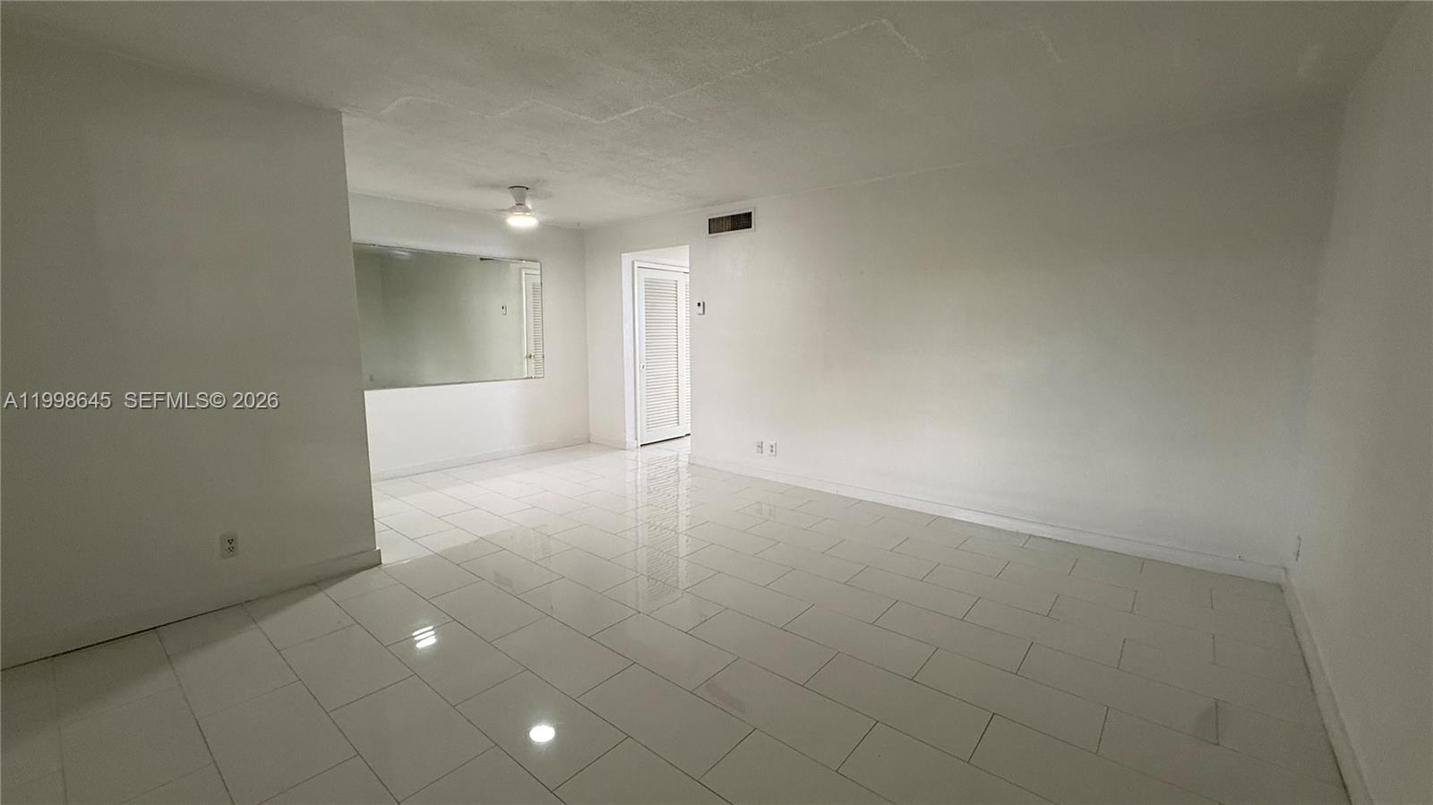 1943 Monroe St 306a Property Photo 6