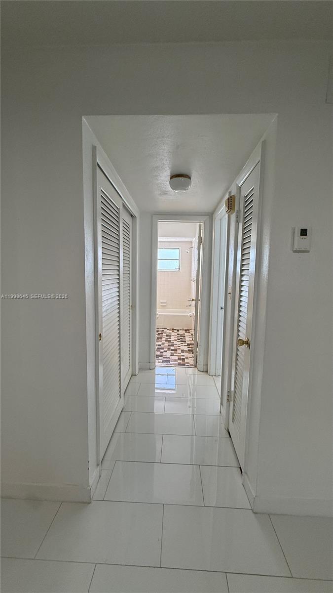 1943 Monroe St 306a Property Photo 7