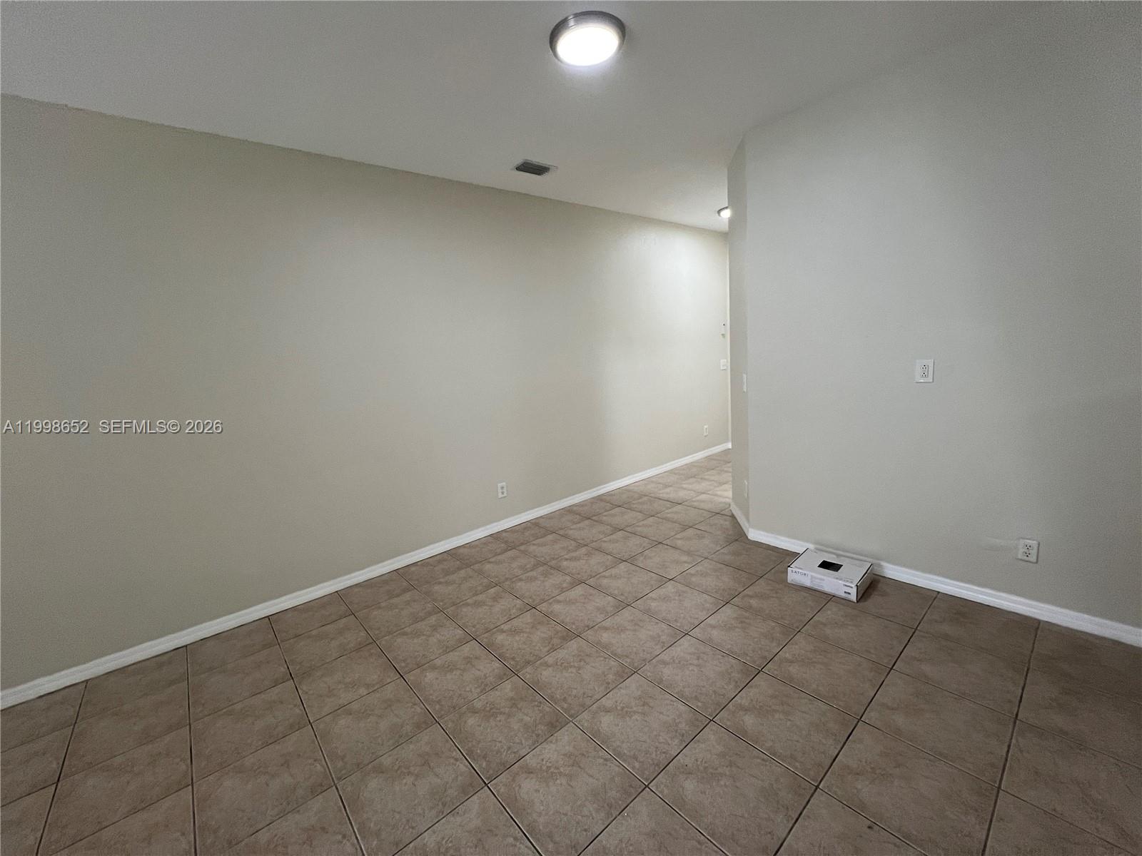 85 Sw 16 Av . Property Photo 11
