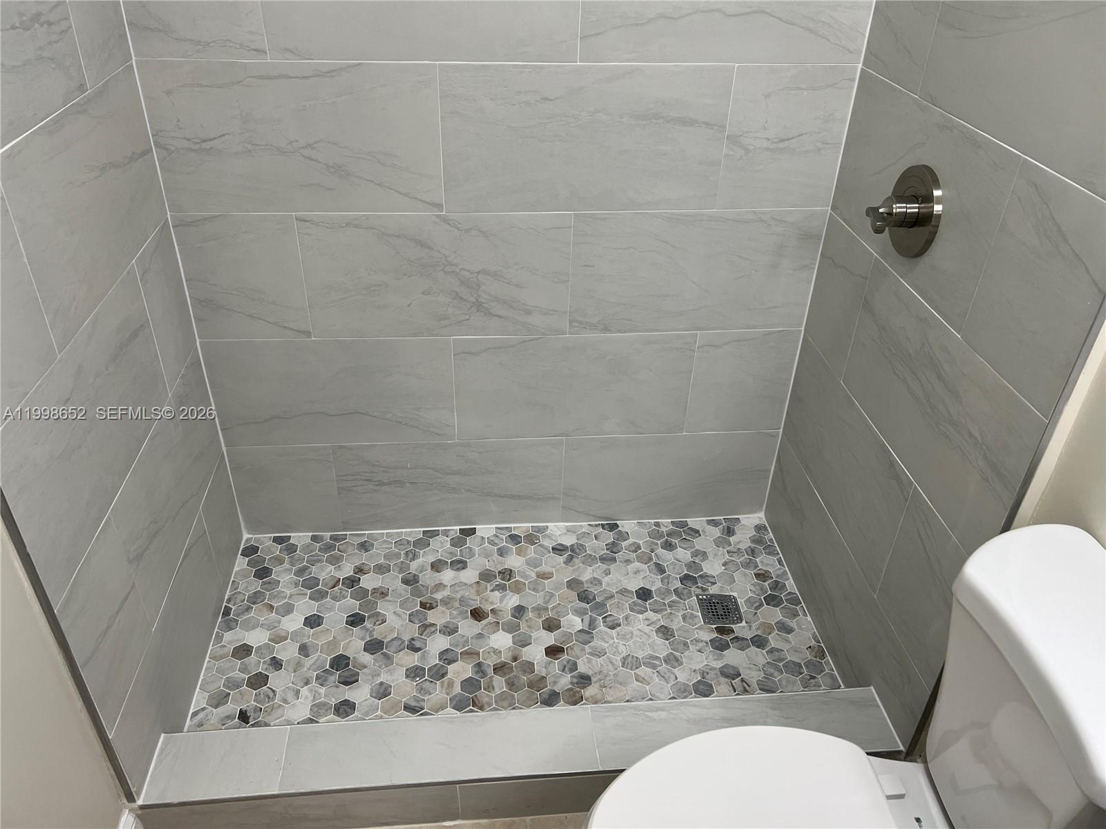 85 Sw 16 Av . Property Photo 31