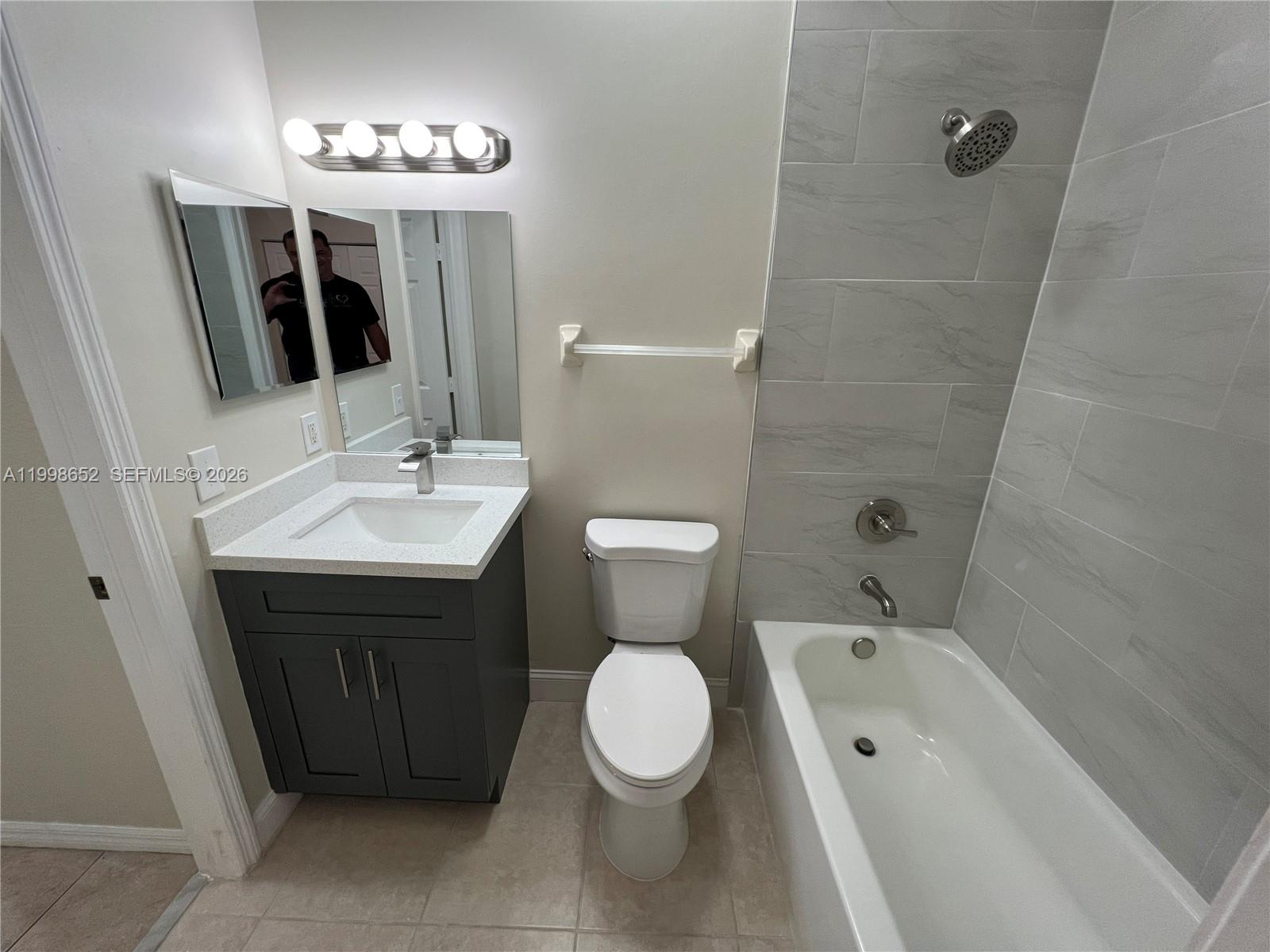 85 Sw 16 Av . Property Photo 39