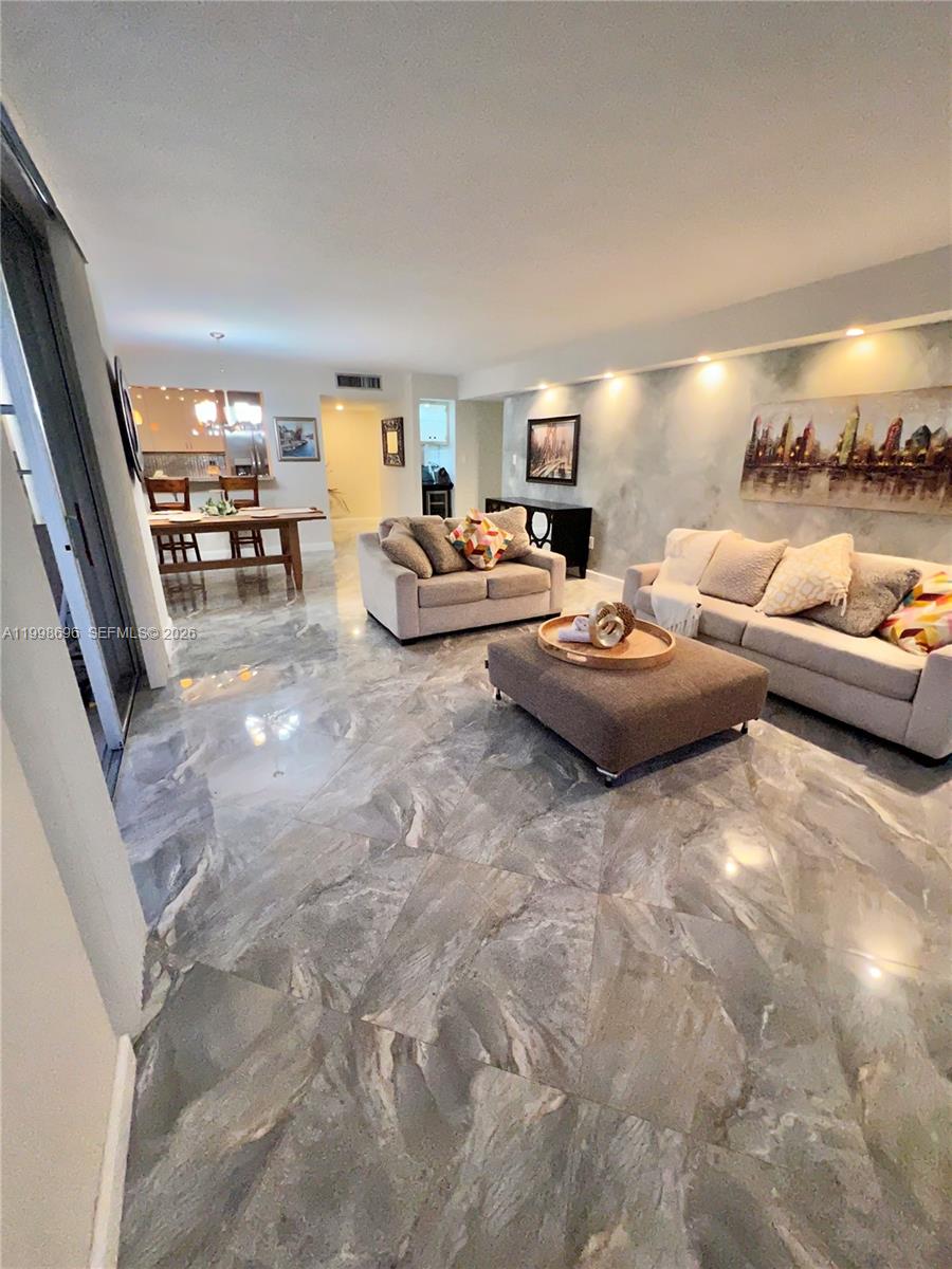 18041 Biscayne Blvd 1104 Property Photo 14