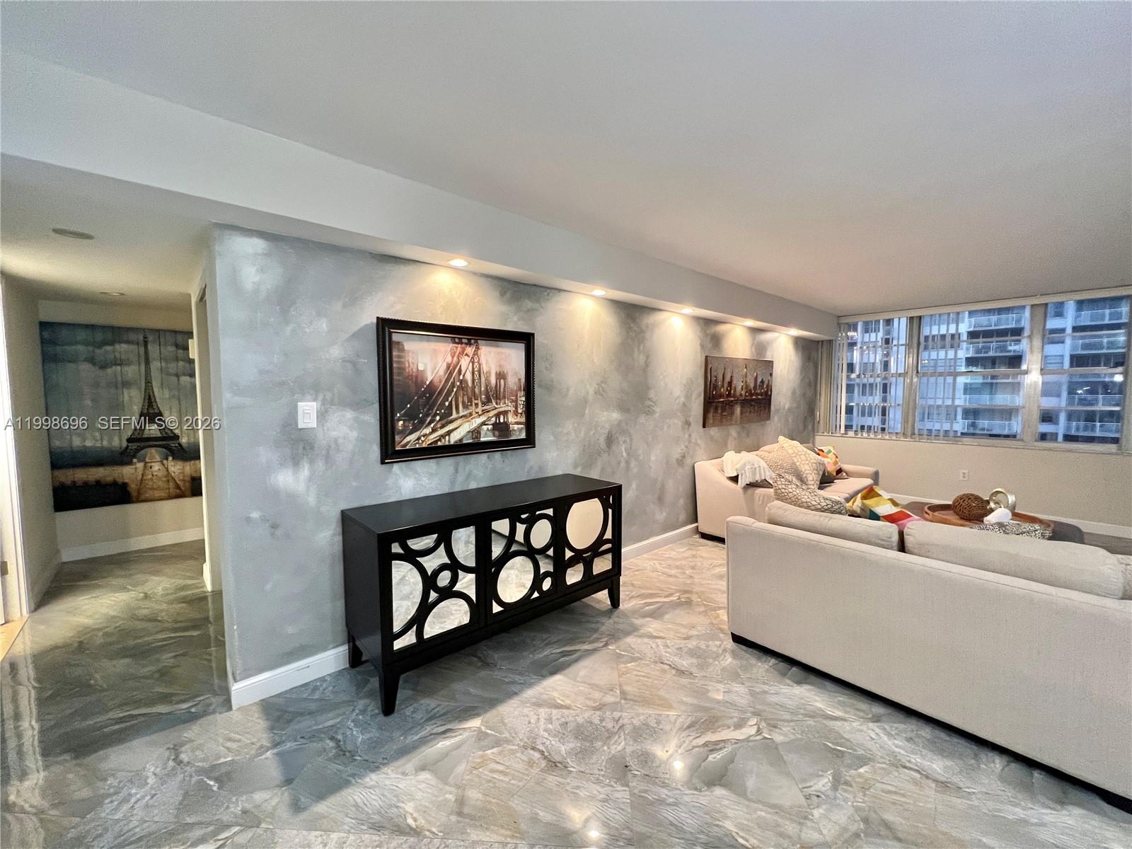 18041 Biscayne Blvd 1104 Property Photo 15