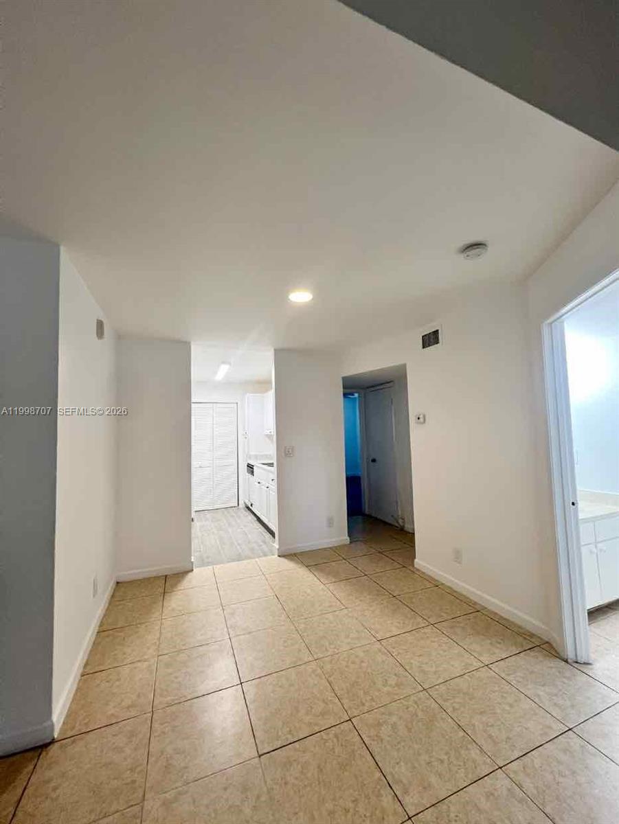 8719 Nw 39th St 8719 Property Photo 6