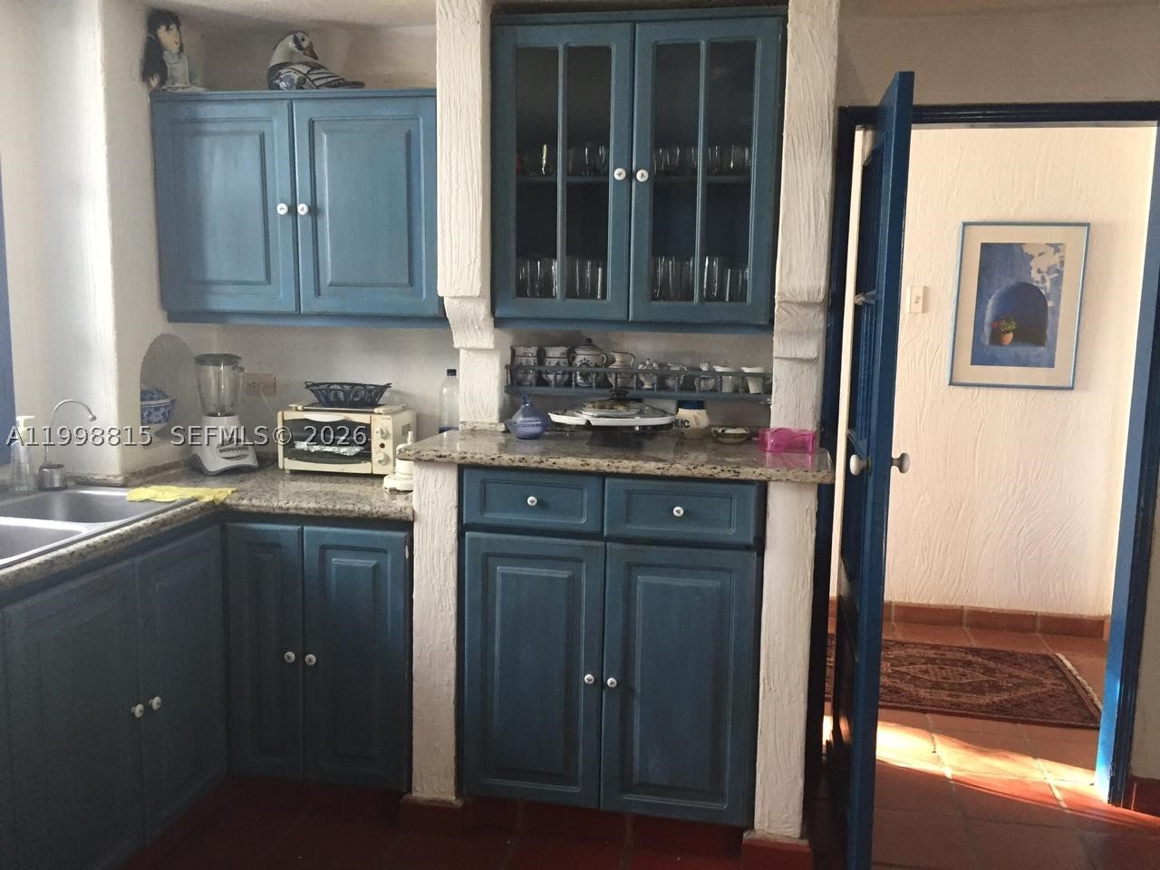 A11998815 Property Photo 8