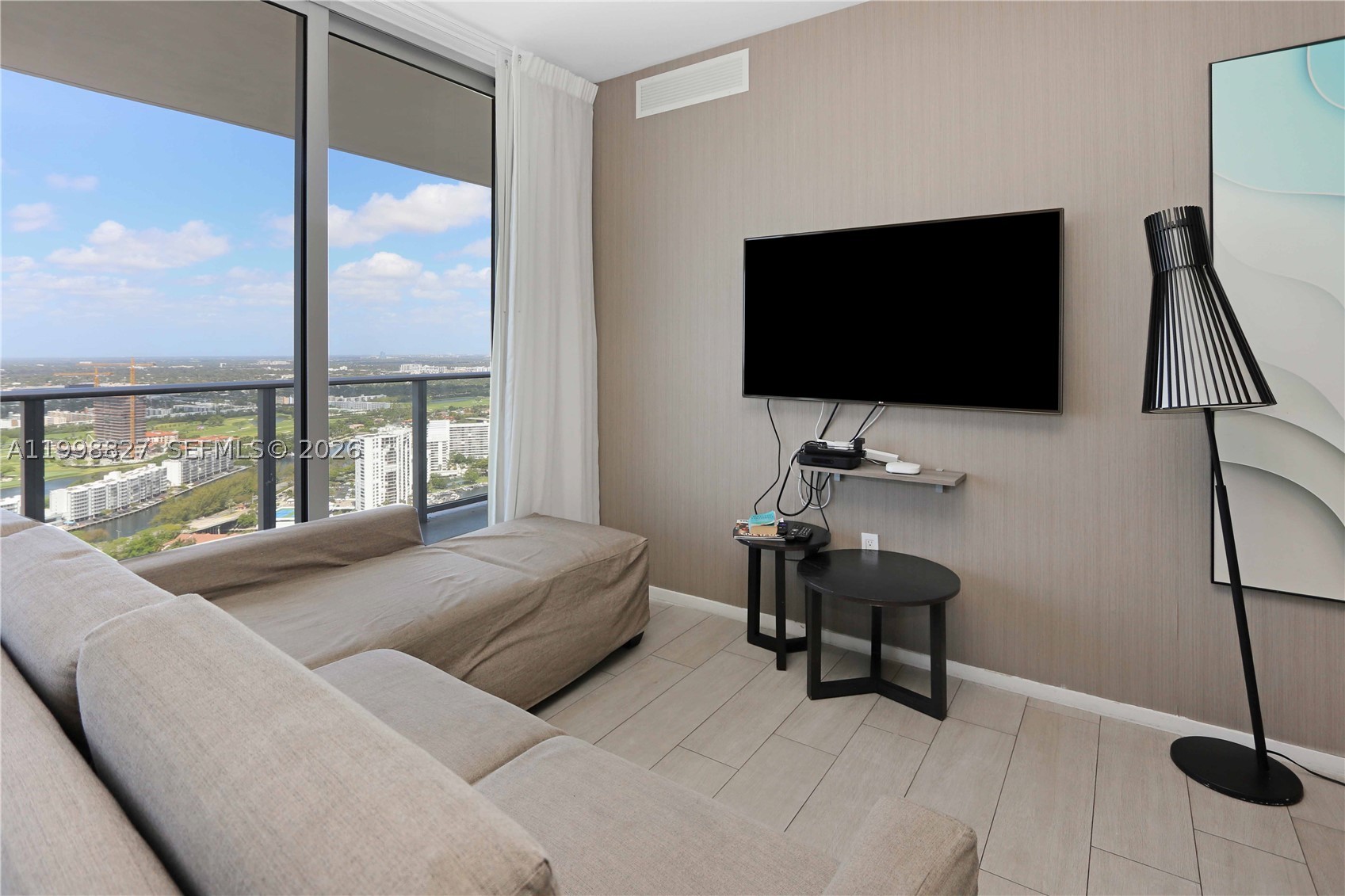 4010 S Ocean Dr T4004 Property Photo 3