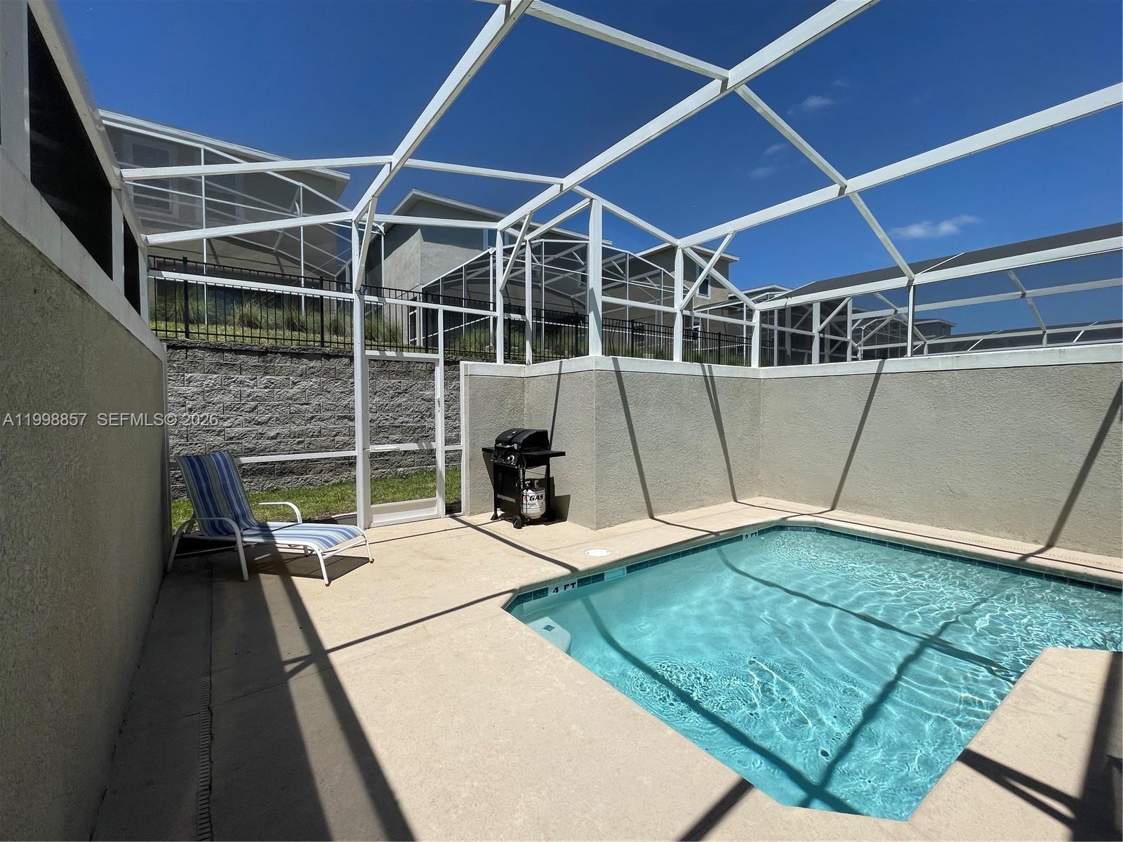 1132 Ne Kingsbarn Property Photo 17