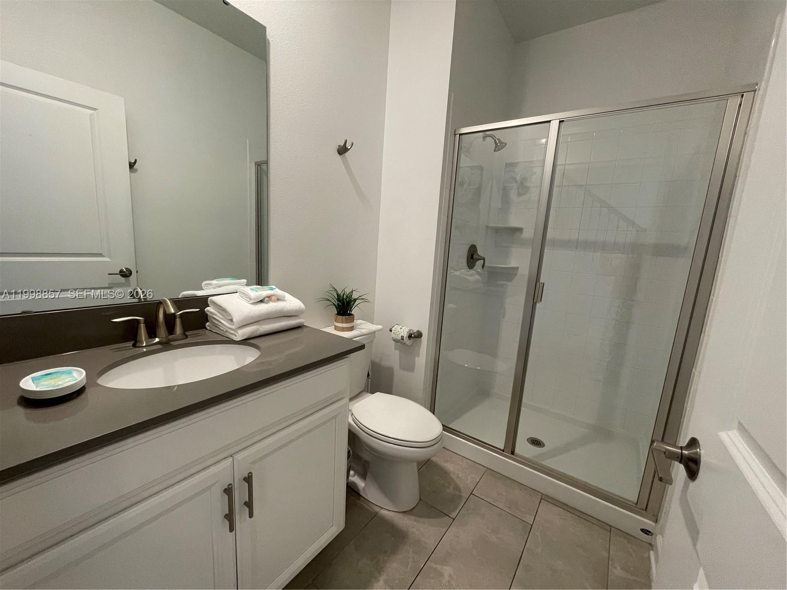 1132 Ne Kingsbarn Property Photo 33