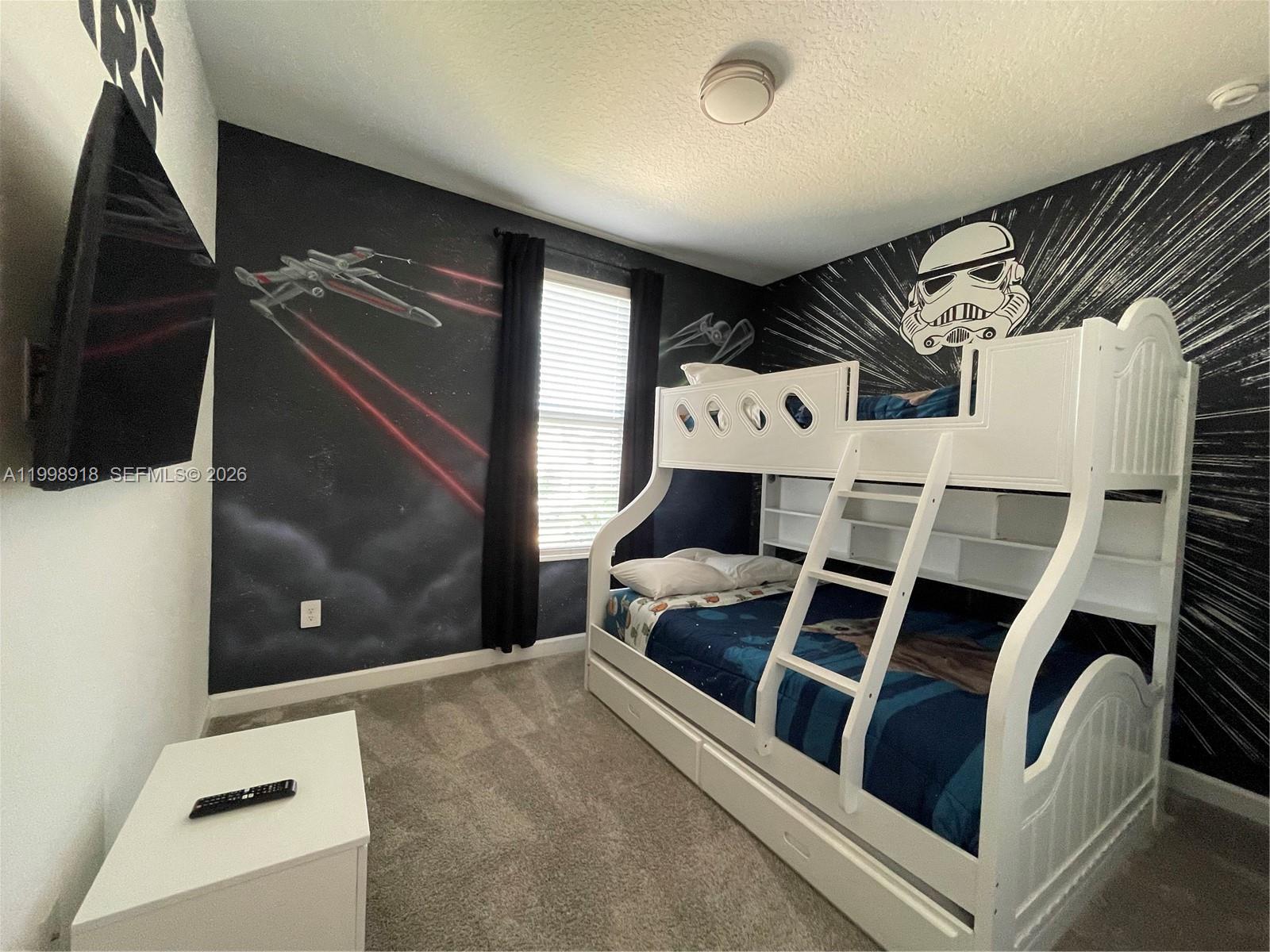 A11998918 Property Photo 24