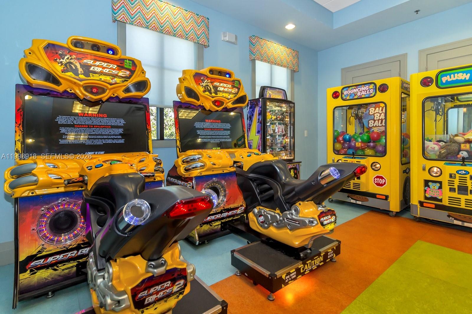 A11998918 Property Photo 33