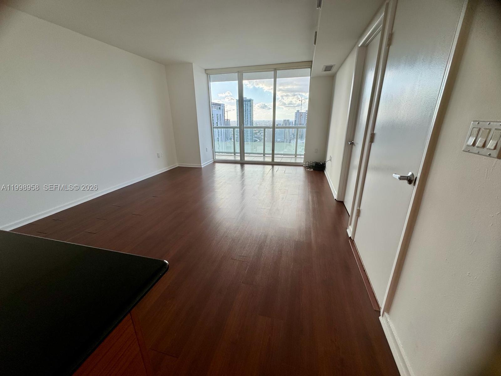 50 Biscayne Blvd 3807 Property Photo 3