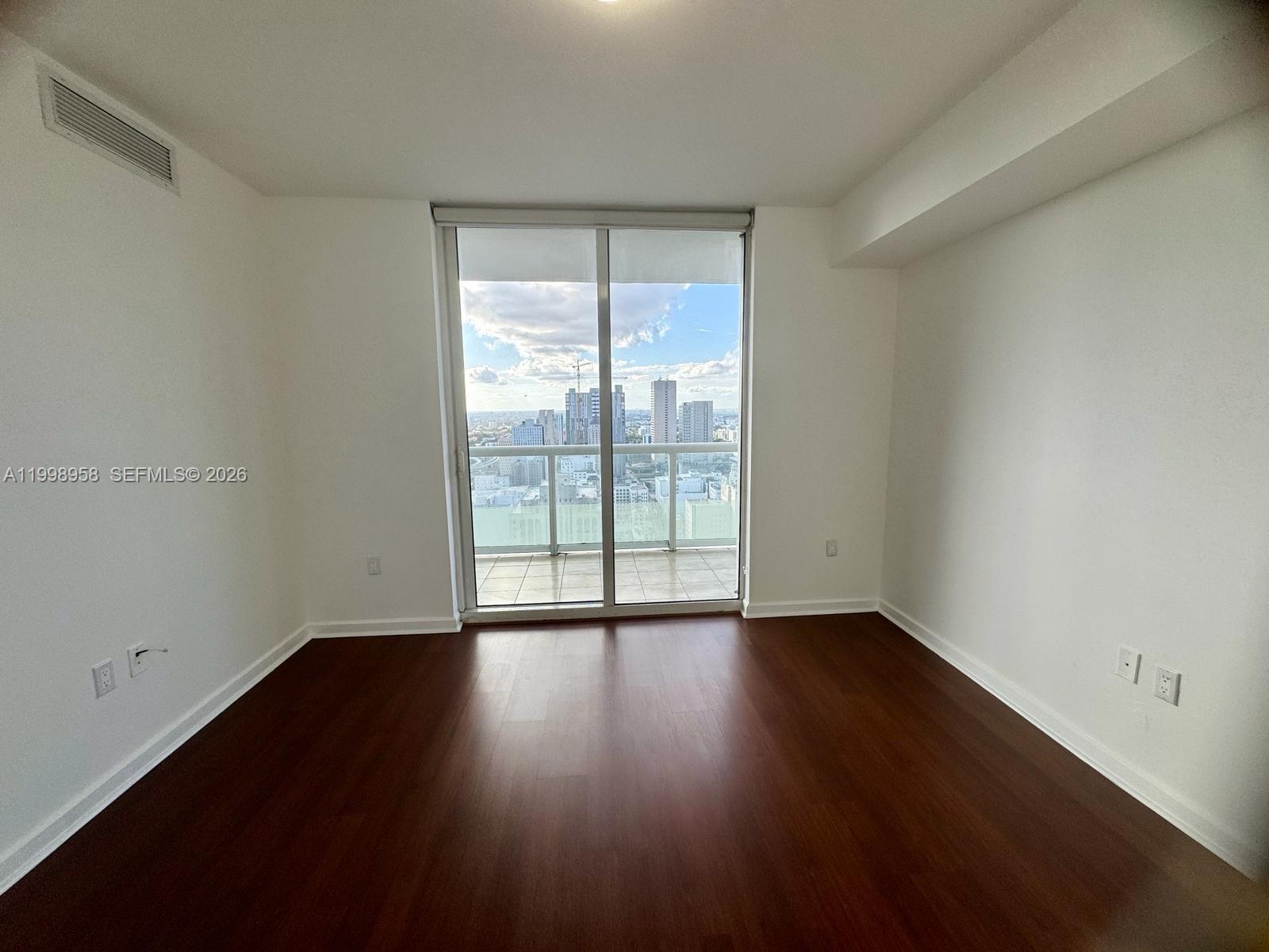 50 Biscayne Blvd 3807 Property Photo 10