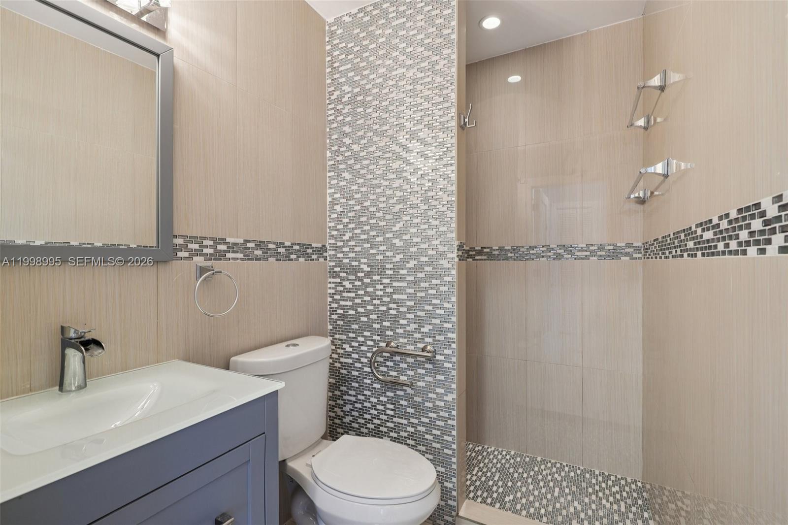 1682 Ne 124th Ln Property Photo 14