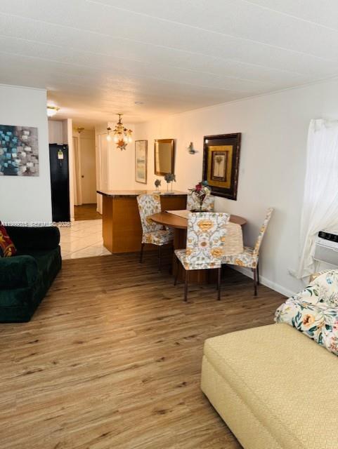 A11999015 Property Photo 1