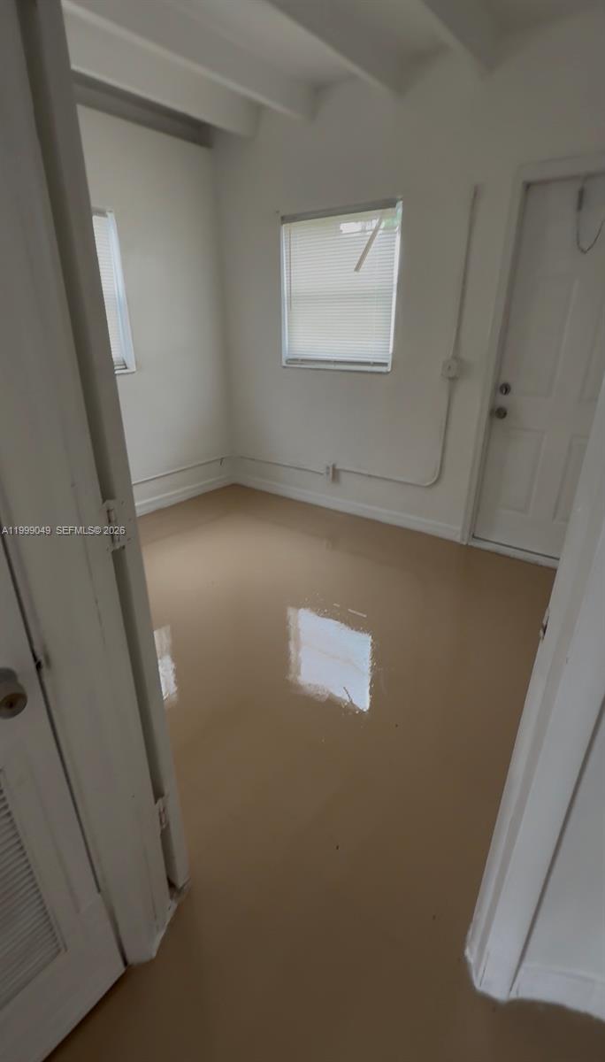 320 Sw 11th Ave 1 Property Photo 6
