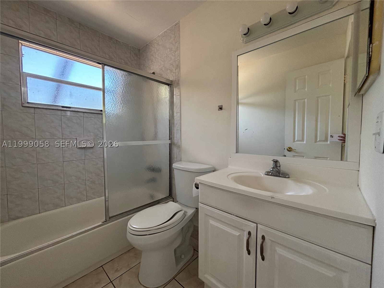 219 Se 8th St 601 Property Photo 10