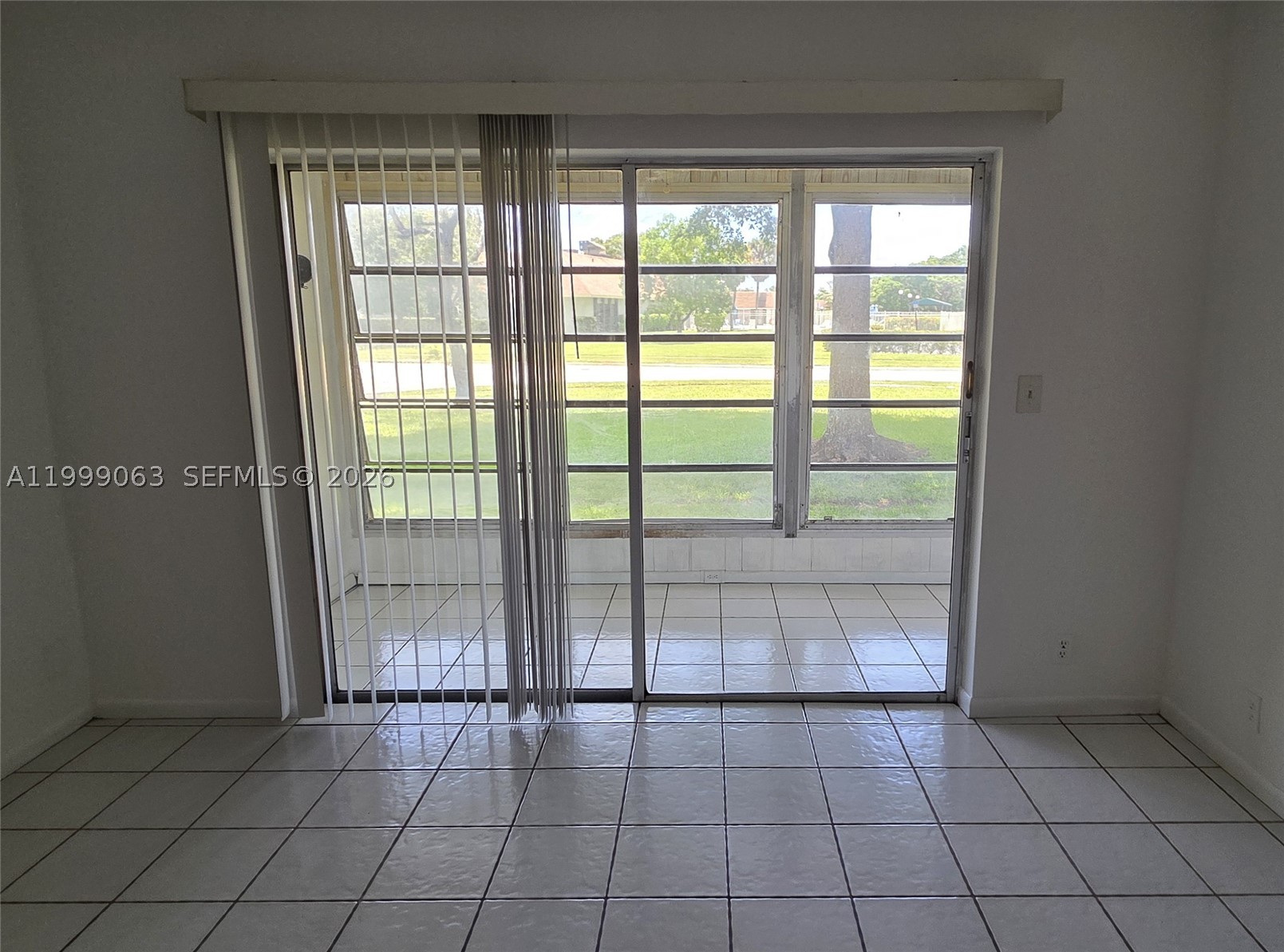 A11999063 Property Photo 18