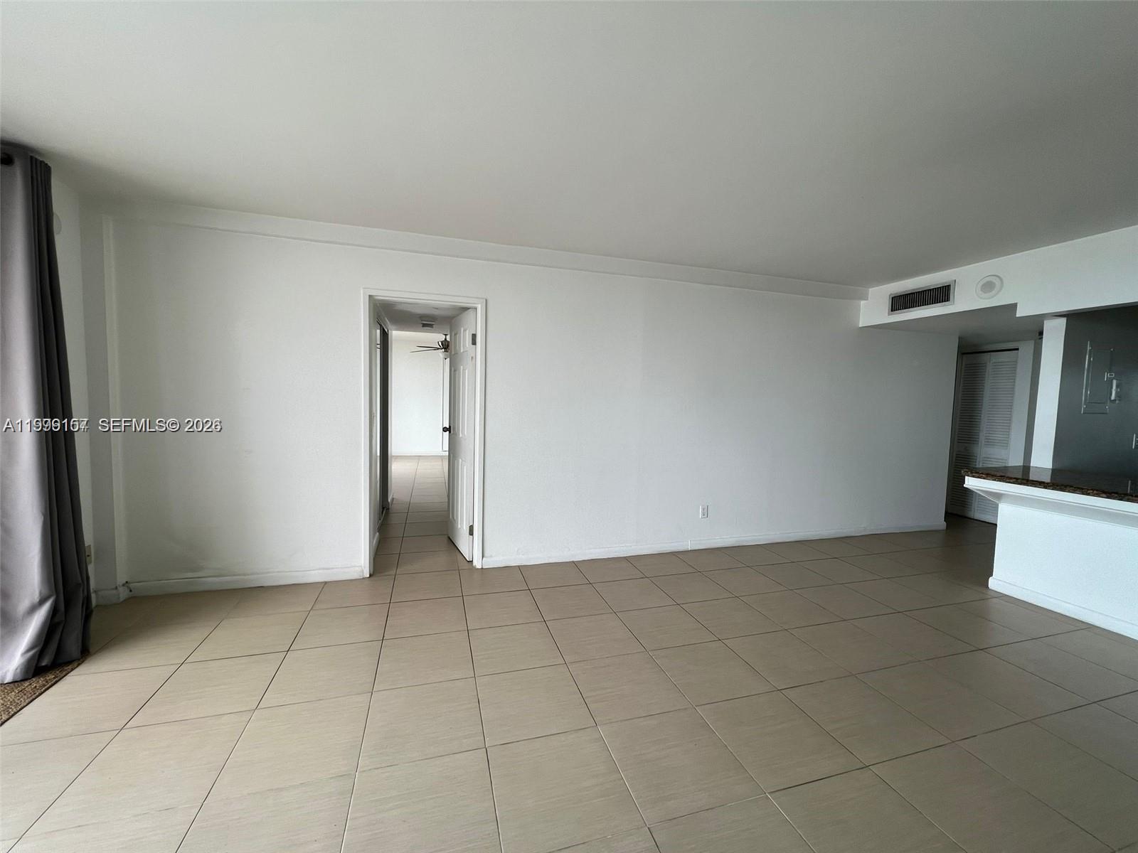 13499 Biscayne Blvd 1402 Property Photo 4