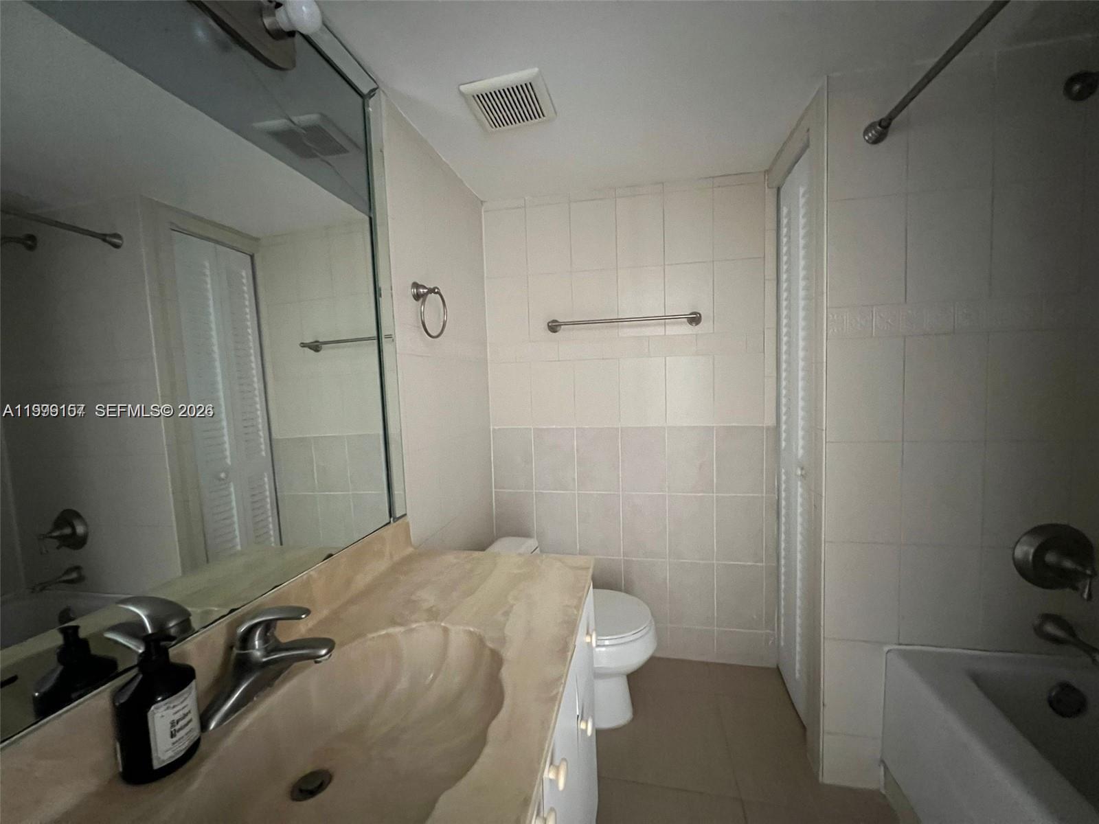 13499 Biscayne Blvd 1402 Property Photo 10