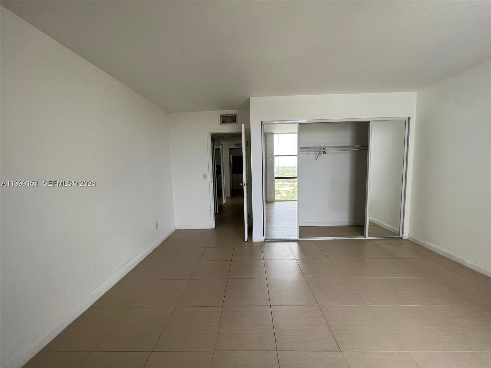 13499 Biscayne Blvd 1402 Property Photo 13