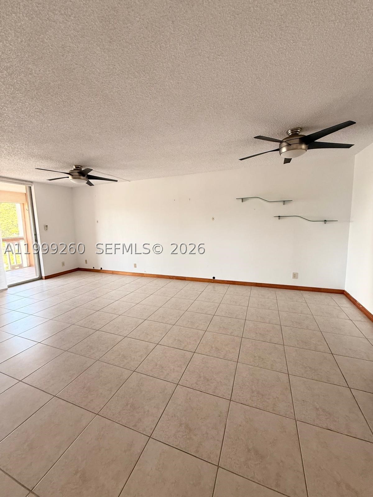 A11999260 Property Photo 9