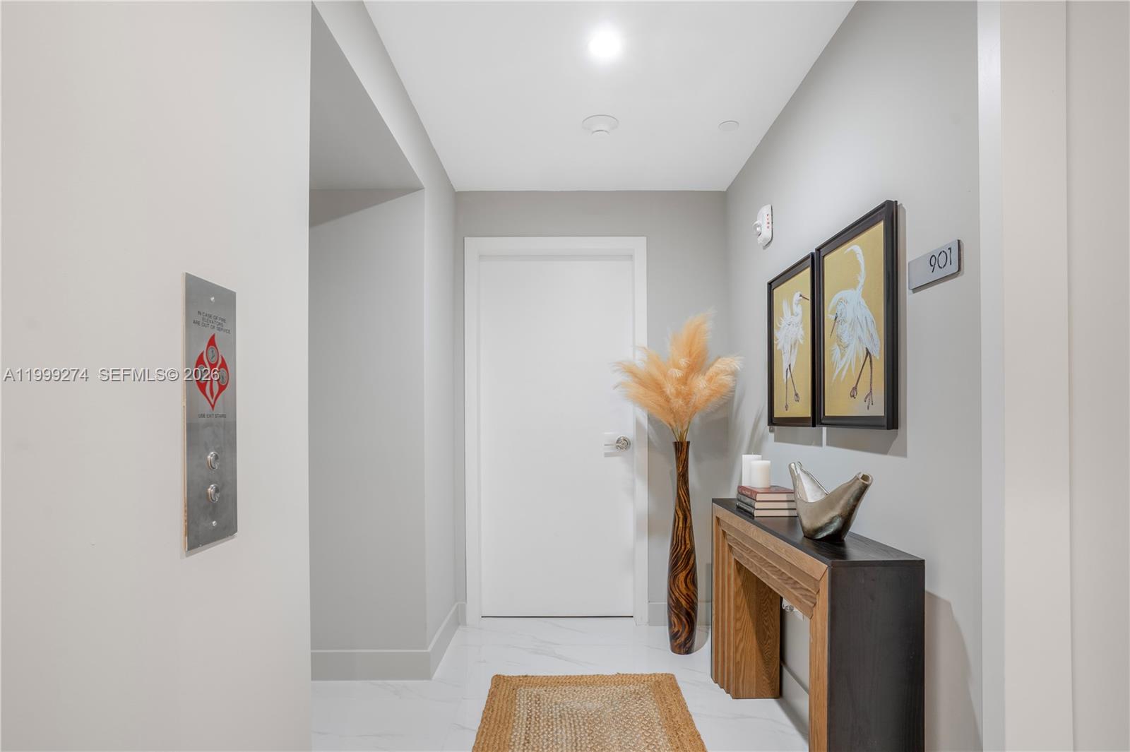700 Ne 24 901 Property Photo 2