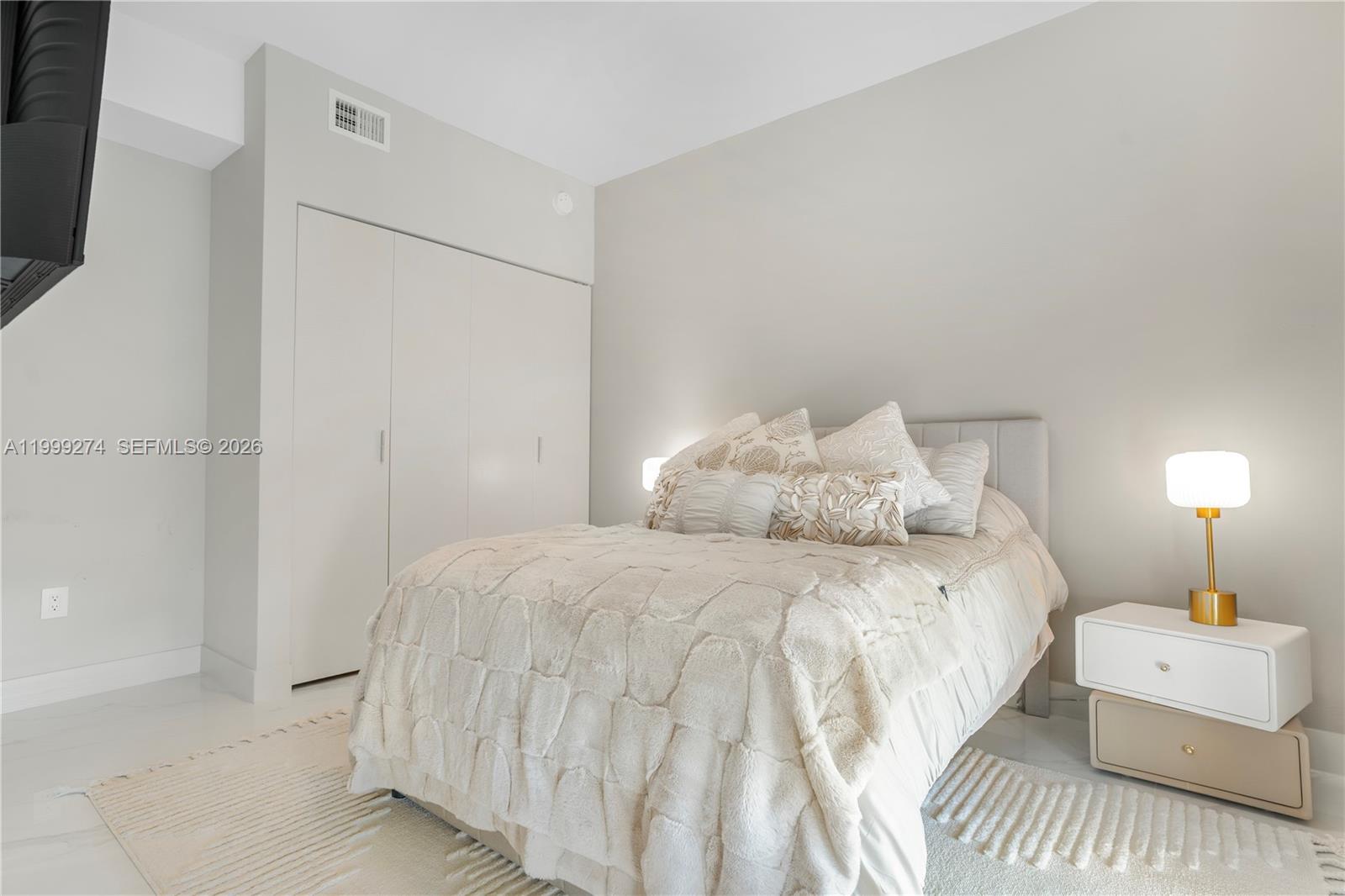 700 Ne 24 901 Property Photo 54