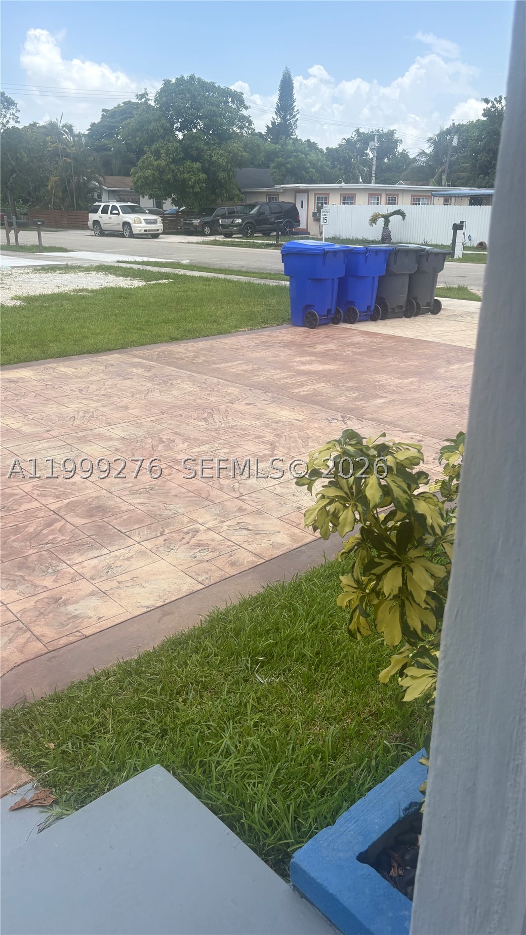 A11999276 Property Photo 4