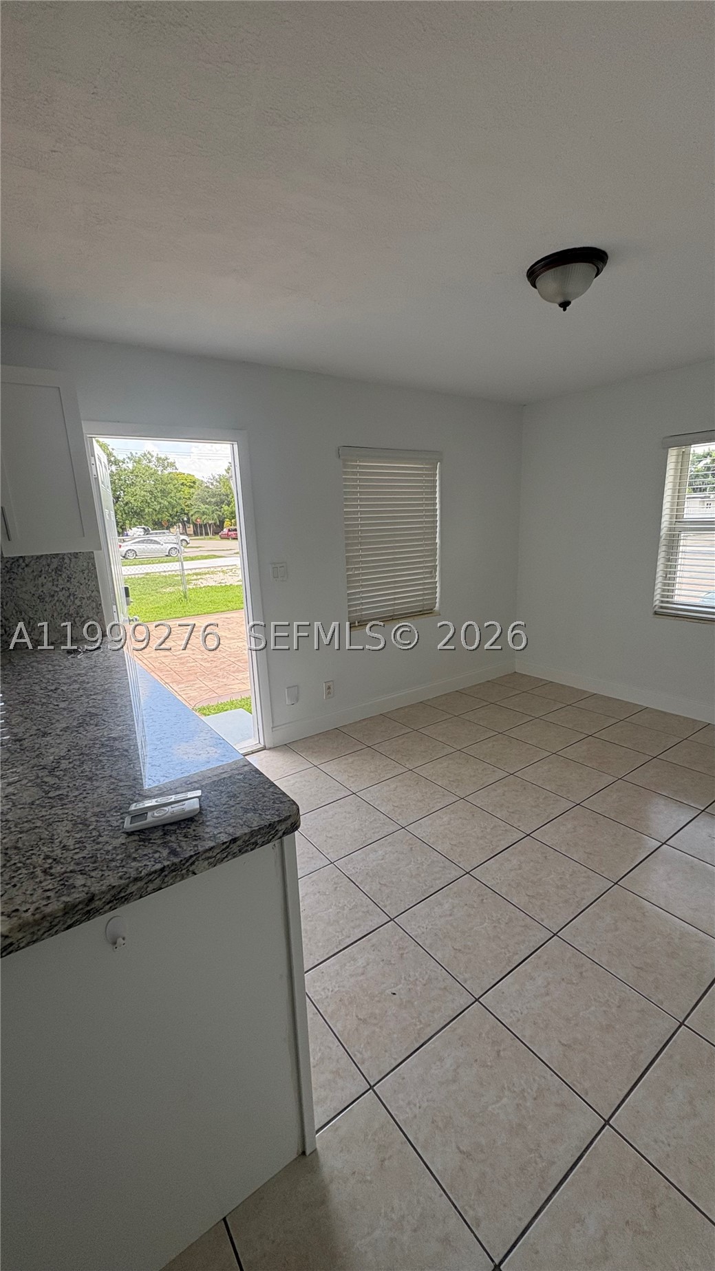 A11999276 Property Photo 13