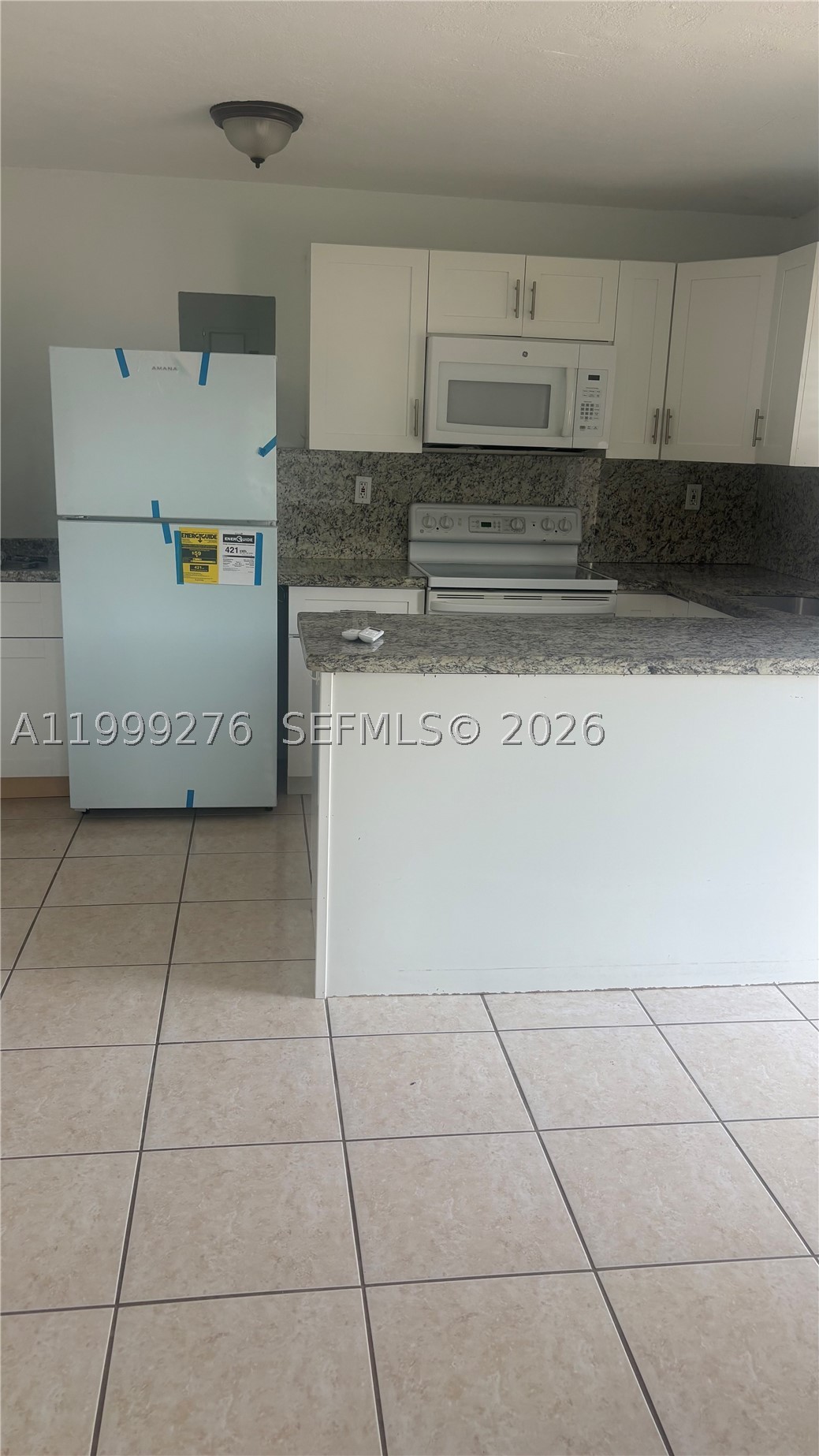 A11999276 Property Photo 17