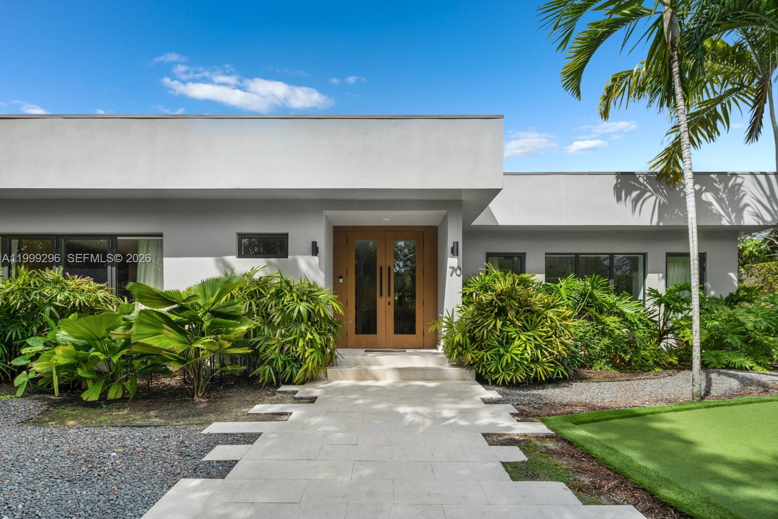 70 Samana Dr Property Photo 23