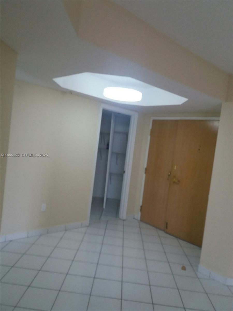 17275 Collins Ave 801 Property Photo 16