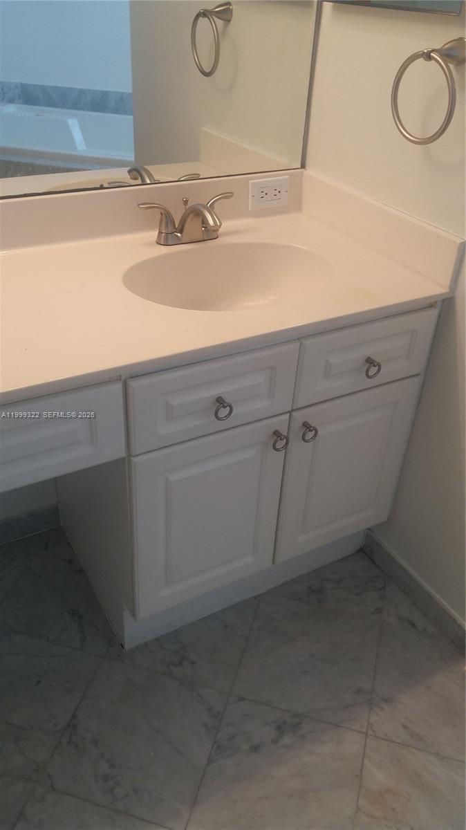 17275 Collins Ave 801 Property Photo 44