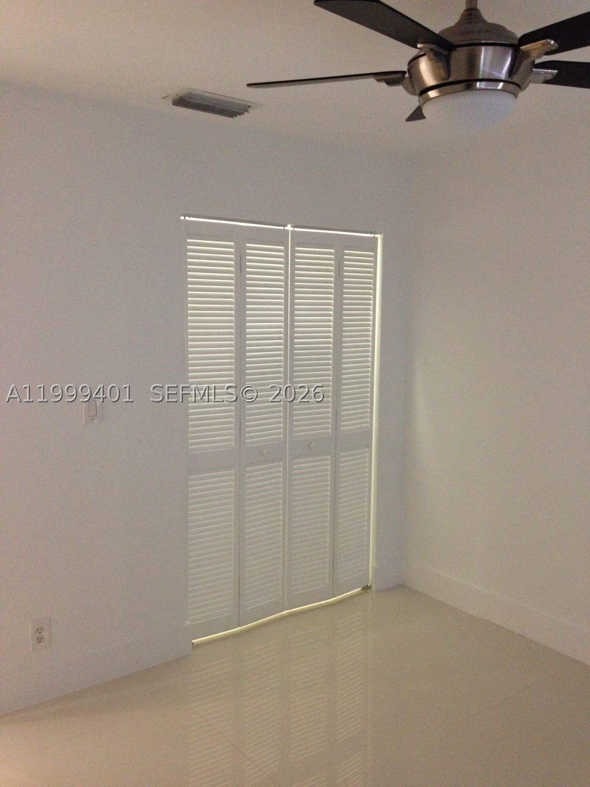 454 Lakeview Dr 2 Property Photo 9