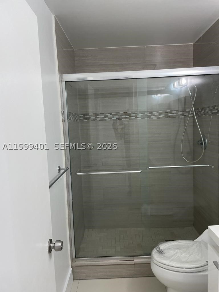 454 Lakeview Dr 2 Property Photo 12