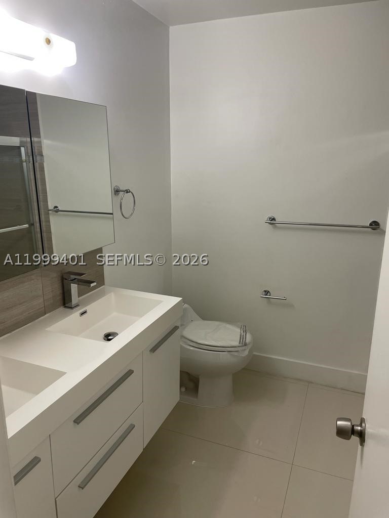 454 Lakeview Dr 2 Property Photo 14