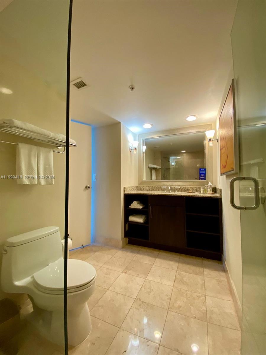 2670 E Sunrise Blvd 309 Property Photo 6