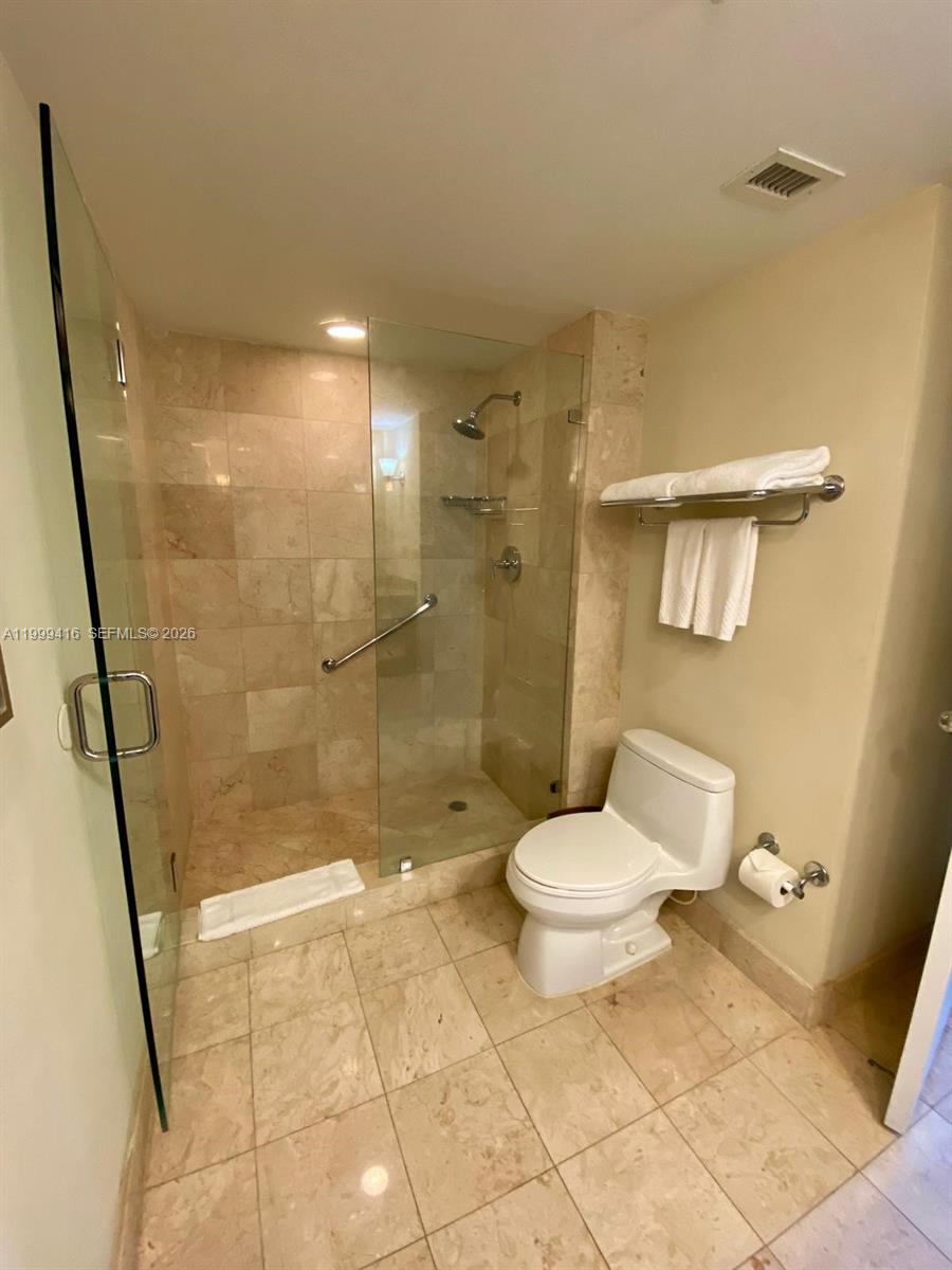 2670 E Sunrise Blvd 309 Property Photo 7