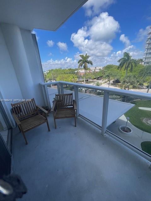 900 Bay Dr 311 Property Photo 11