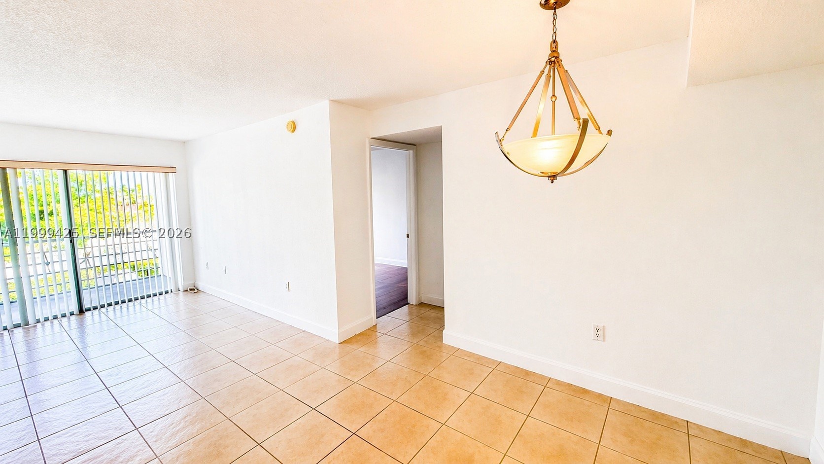 4255 N University Dr 308 Property Photo 9
