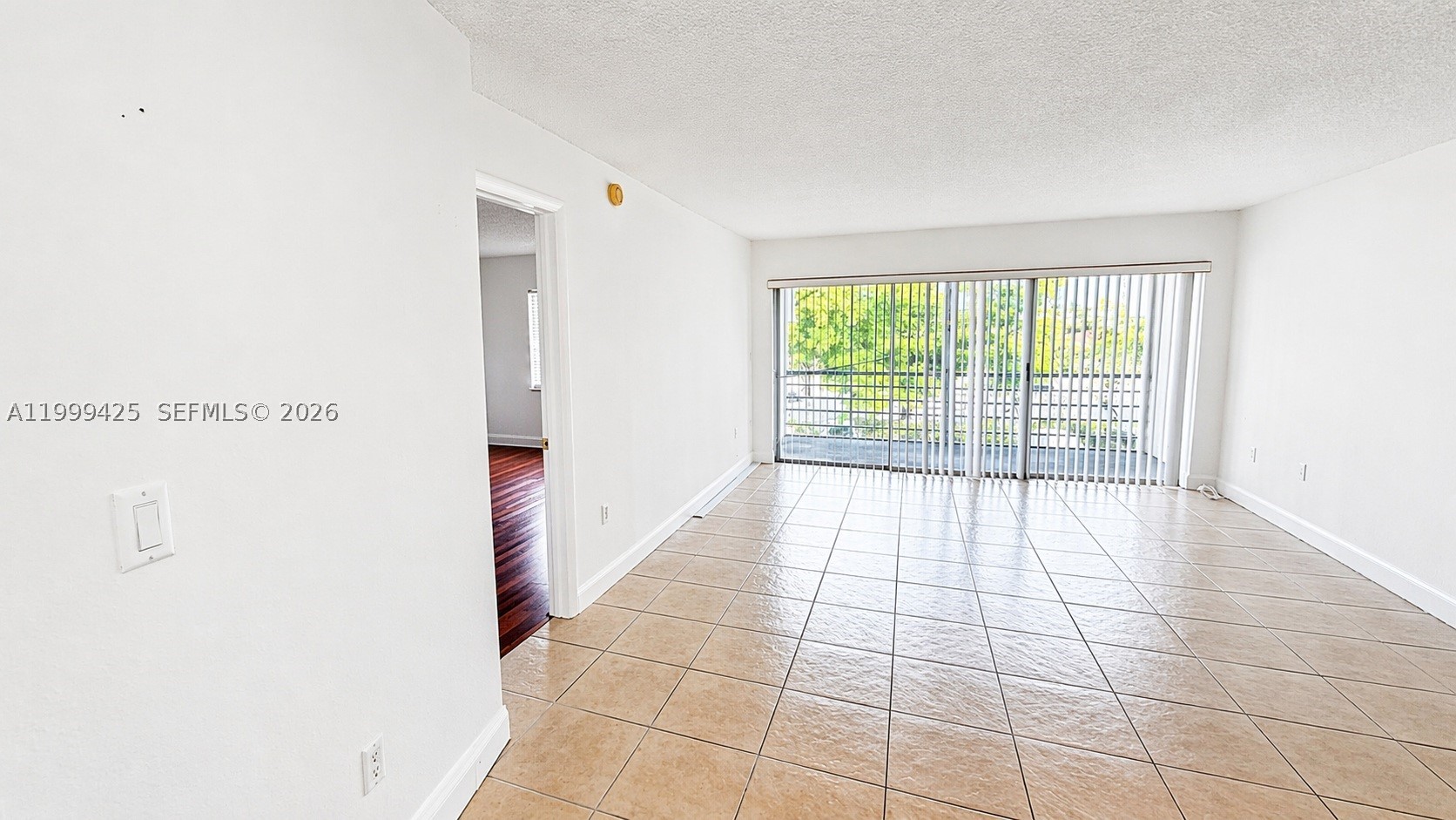 4255 N University Dr 308 Property Photo 10