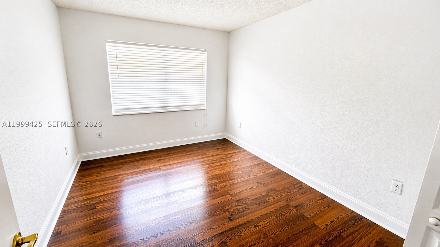 4255 N University Dr 308 Property Photo 15