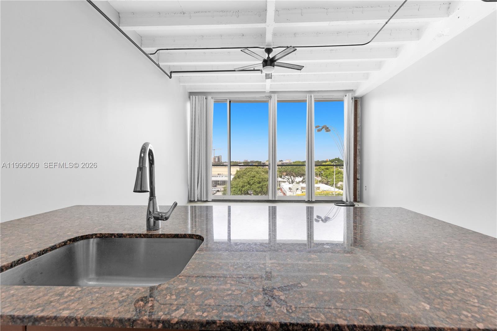 8101 Biscayne Blvd R-414 Property Photo 4
