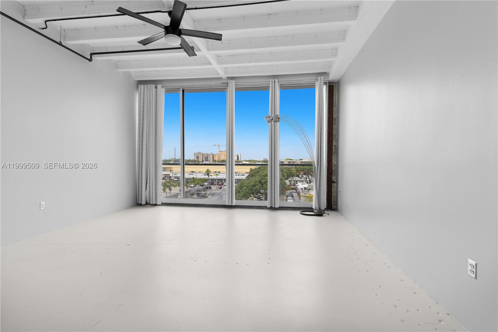 8101 Biscayne Blvd R-414 Property Photo 6